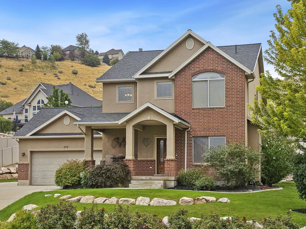 573 Canyon View Cir - Photo 1