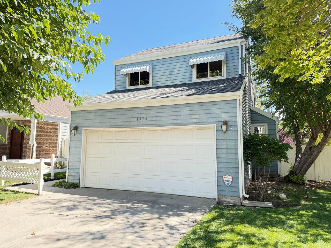 4445 Roxborough Ct - Photo 1