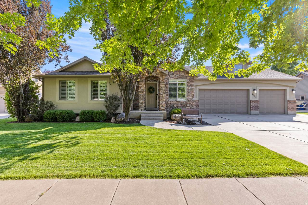 4060 Ivy Ave - Photo 1