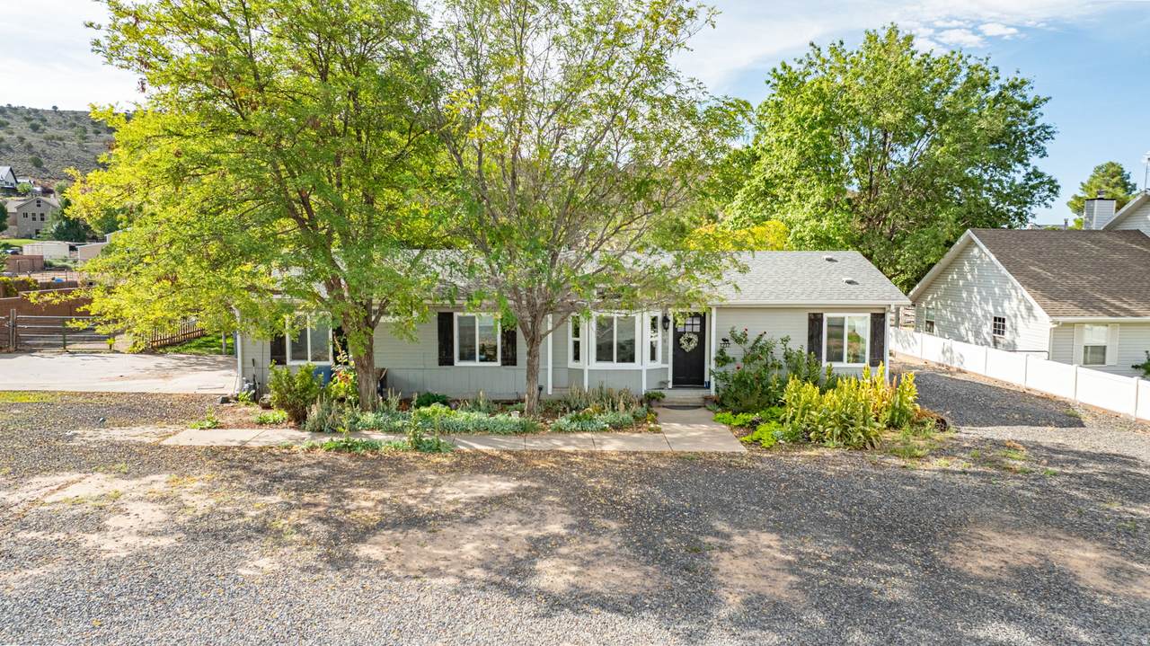 1217 Topaz Rd - Photo 1