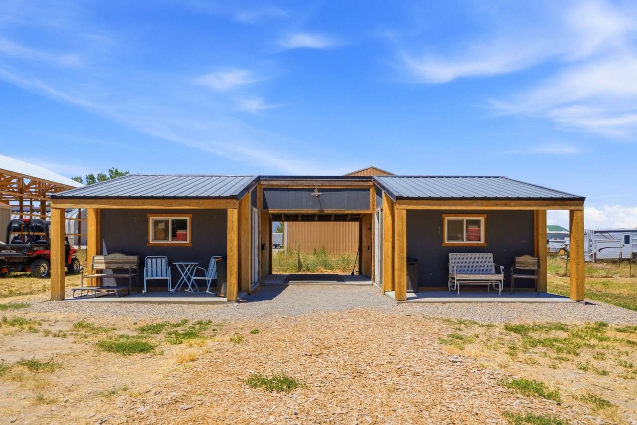 285 Cimmarron Way - Photo 1