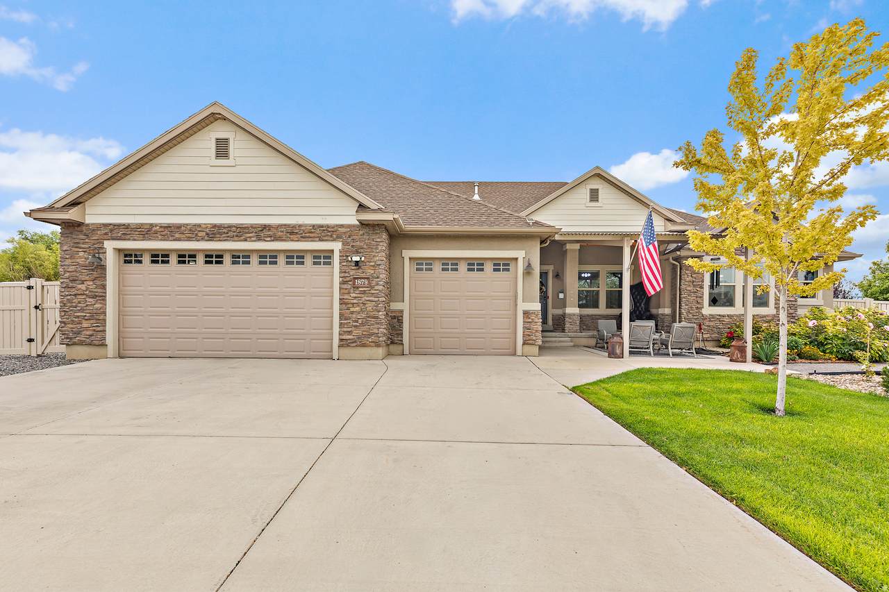 1879 Tickville Cir - Photo 1