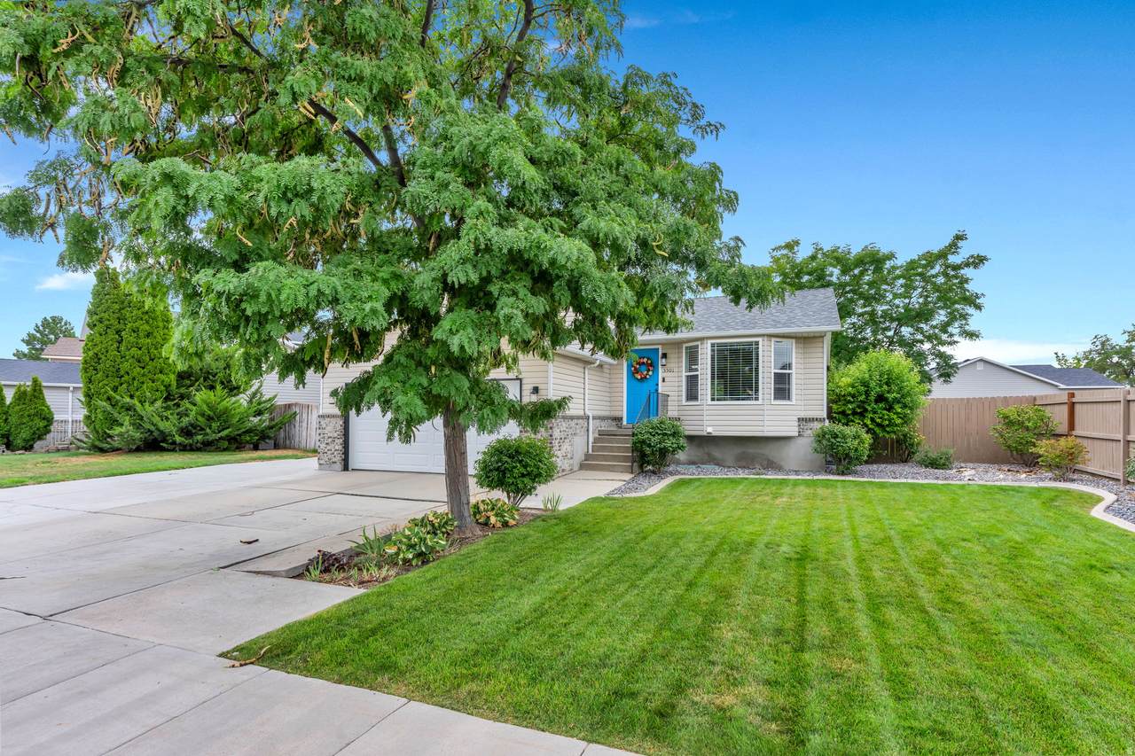 5501 Pleasant Dr - Photo 1