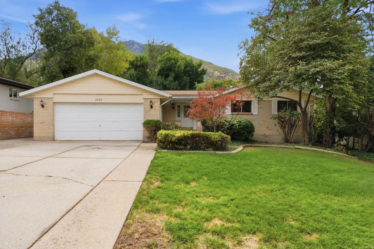 2830 Valley View Ave - Photo 1