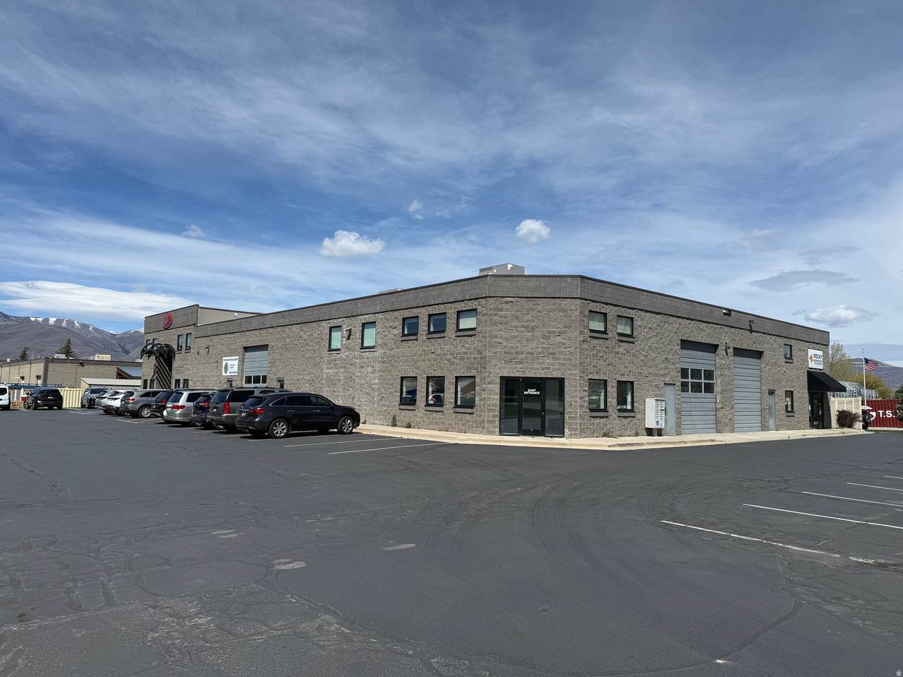 450 910 - Photo 1