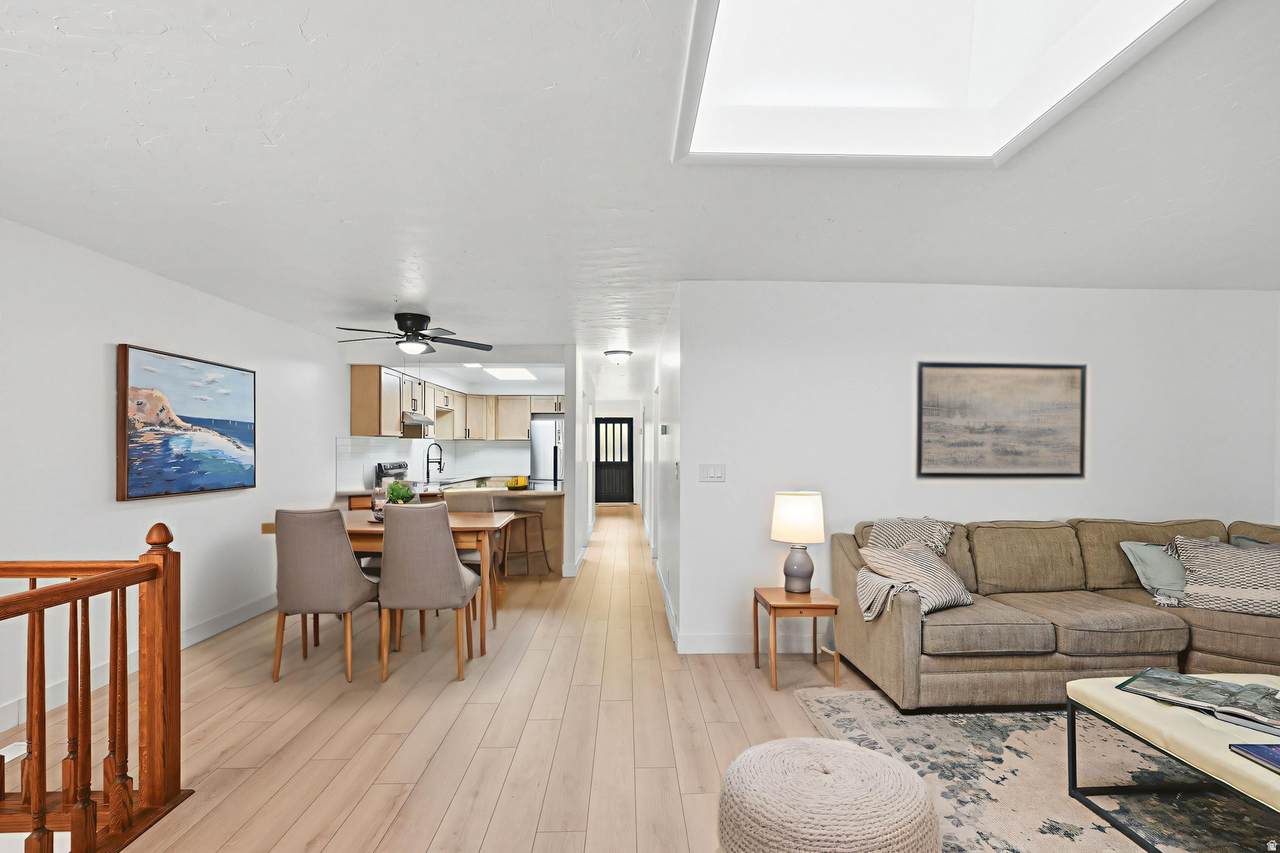 3373 Honeycut Rd - Photo 1