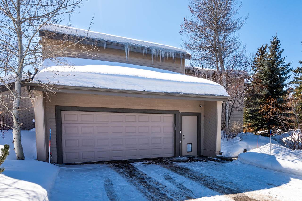 1539 Meadows Connection - Photo 1