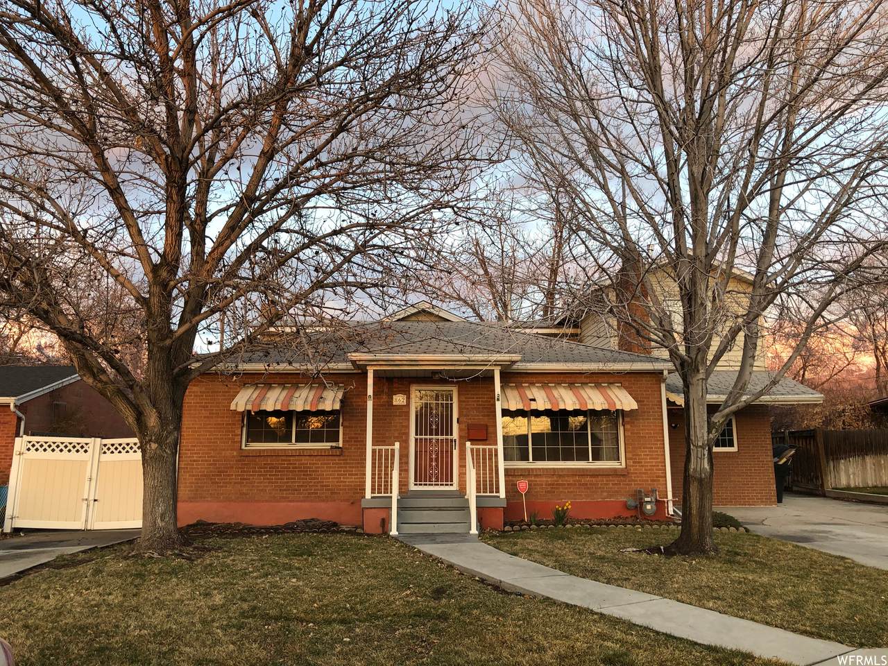 862 Memo Dr - Photo 1