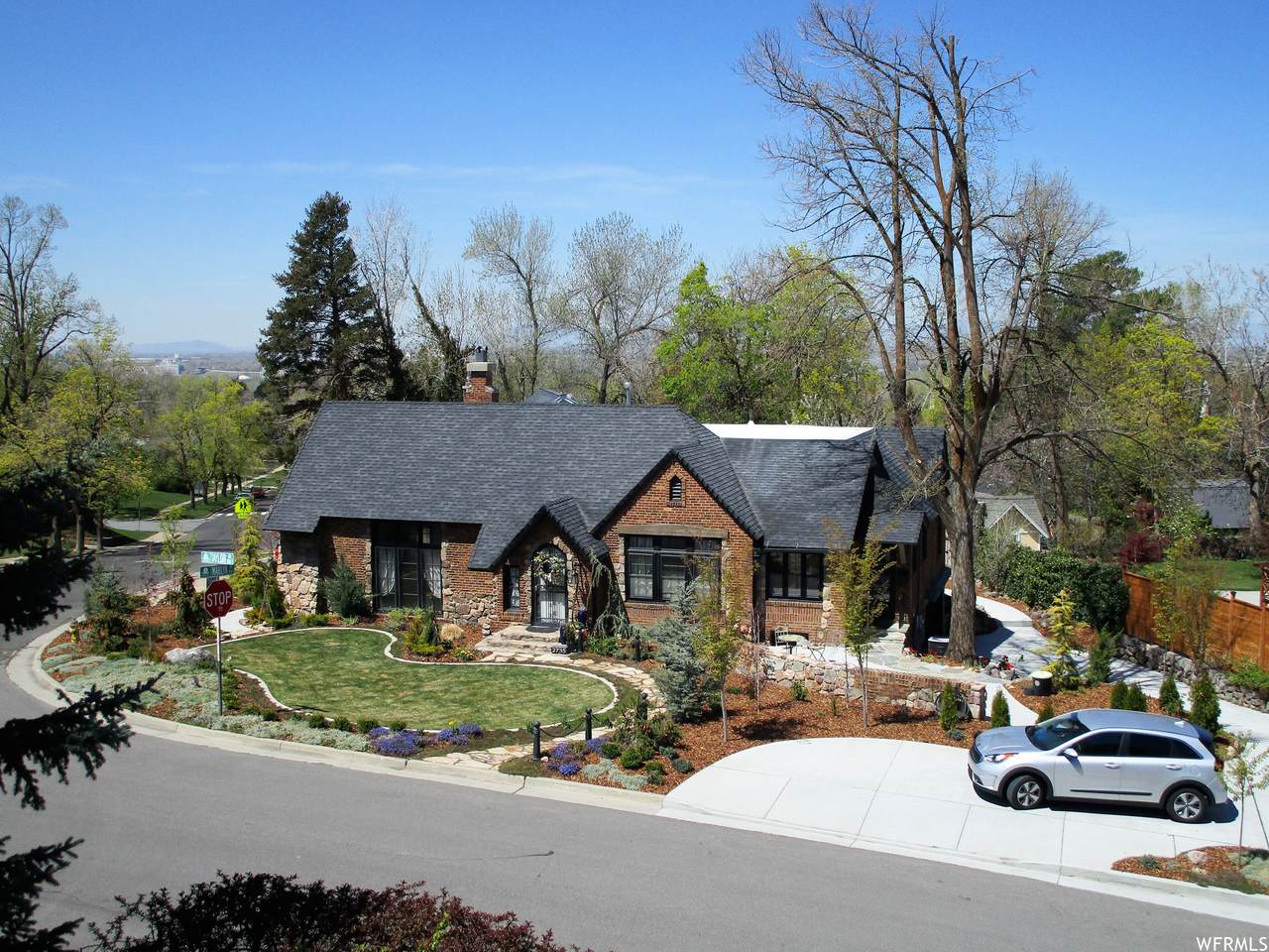 2735 Taylor Ave - Photo 1