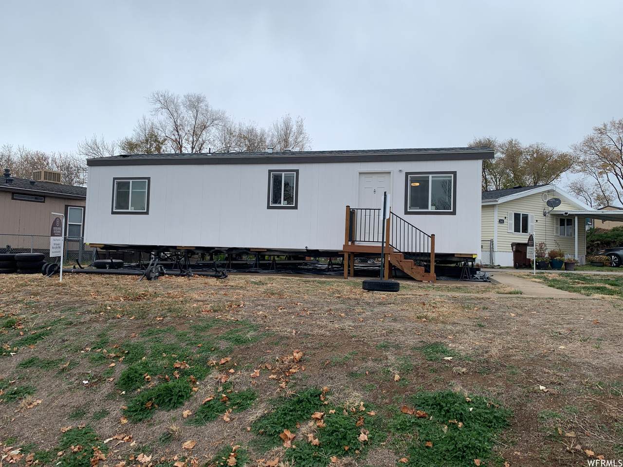 141 Cushing Way - Photo 1