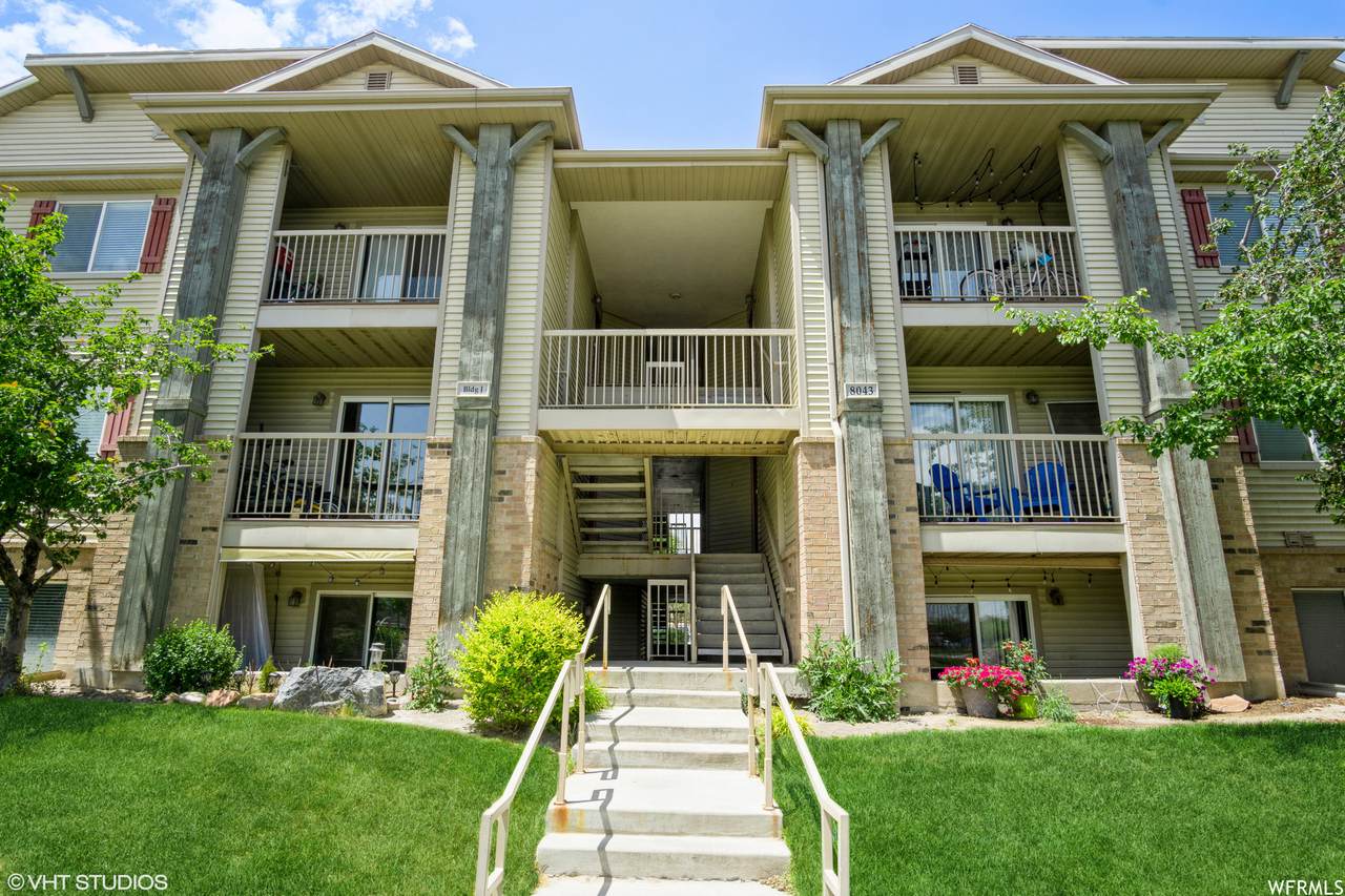 8043 Ridge Loop - Photo 1