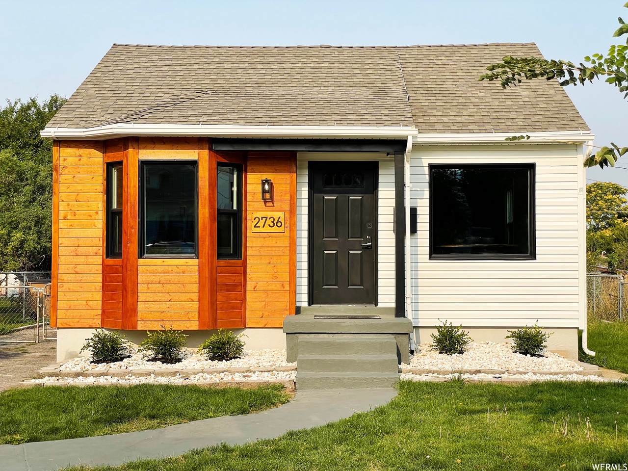 2736 Mcclelland St - Photo 1