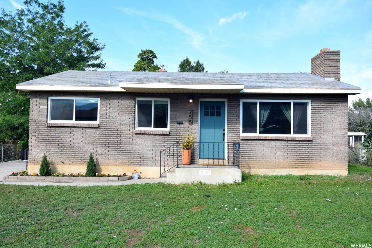 255 300 - Photo 1