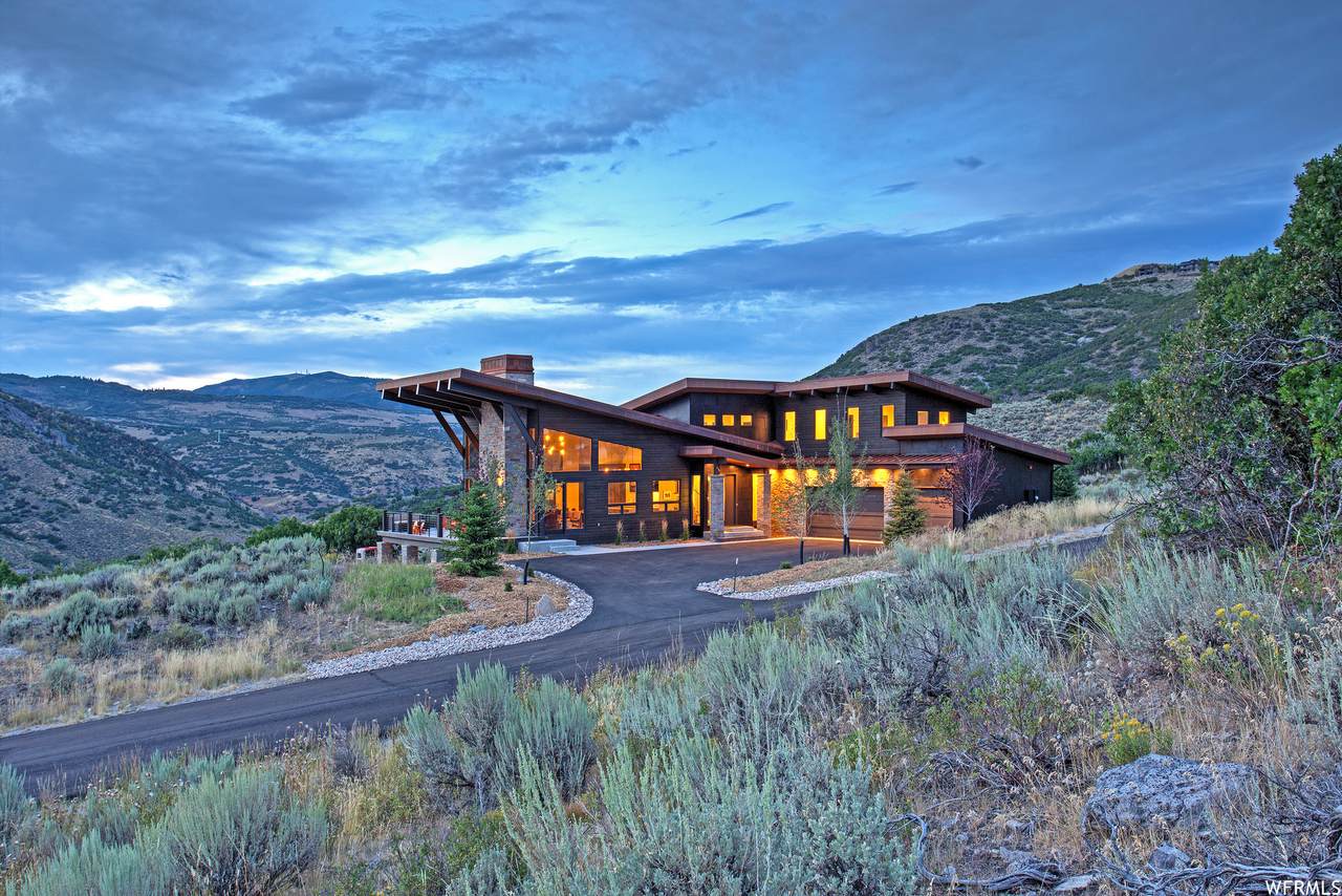 836 Canyon Gate Rd - Photo 1