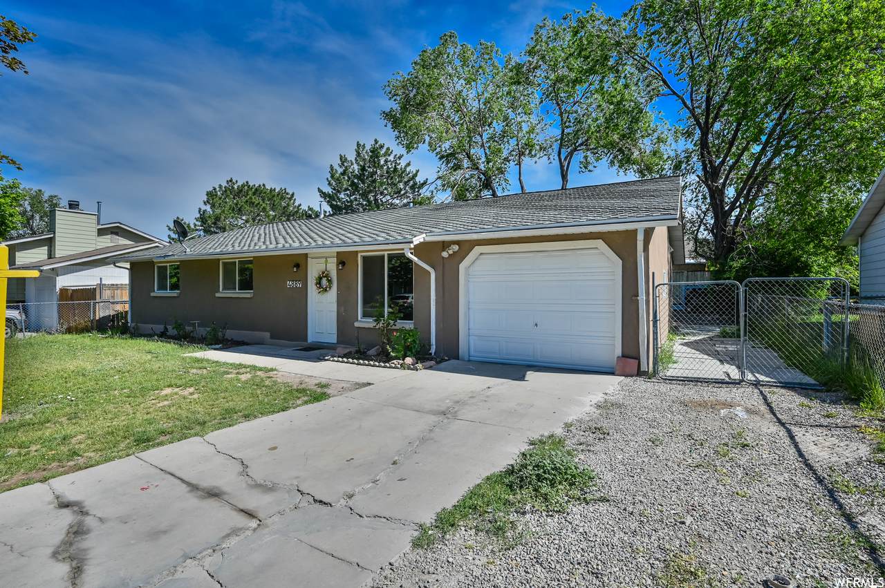 4889 Milos Dr - Photo 1
