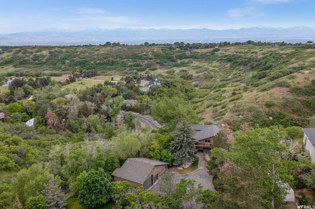 10104 Majestic Canyon Rd - Photo 1