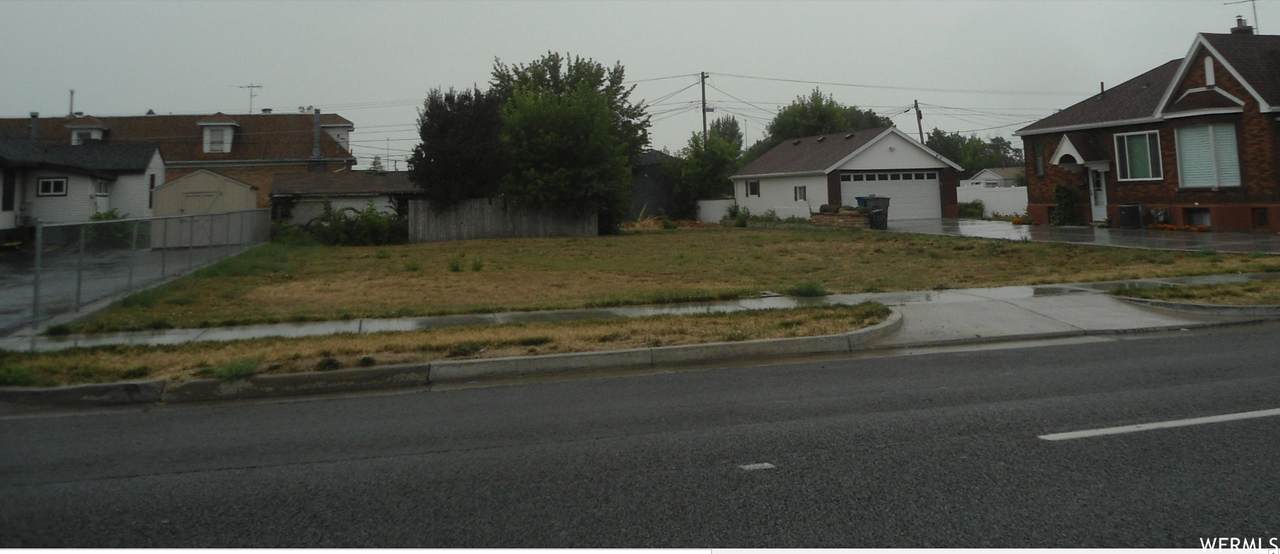 227 Main St - Photo 1