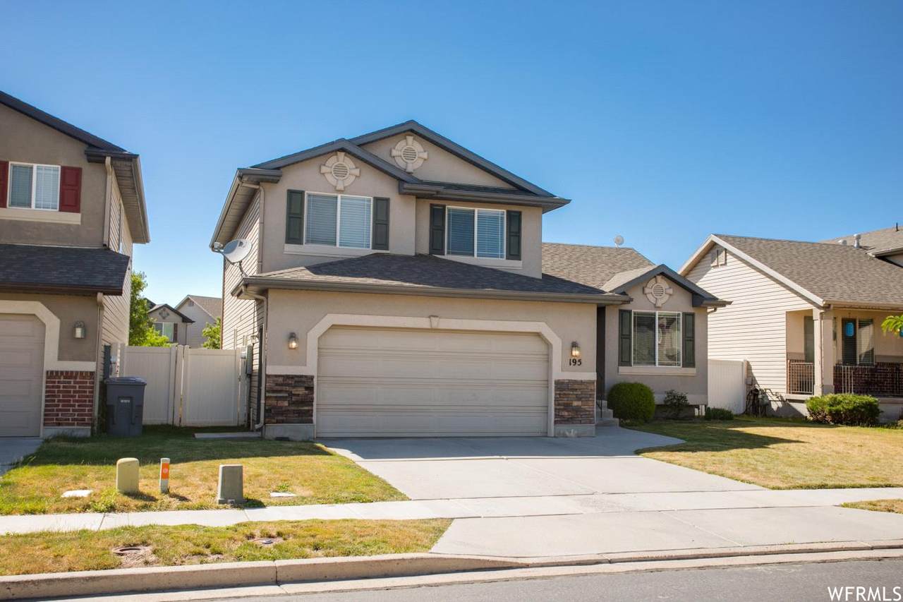 195 Walton Dr - Photo 1
