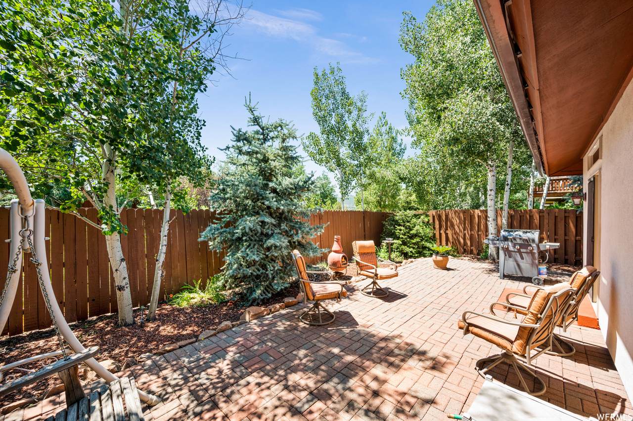 1117 Station Loop Rd - Photo 1