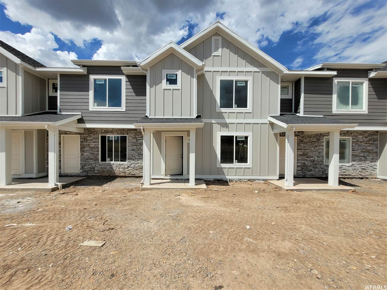 1230 Summit Ridge Parkway - Photo 1