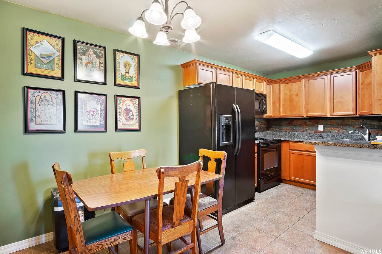 808 Cedar Pine Ct - Photo 1