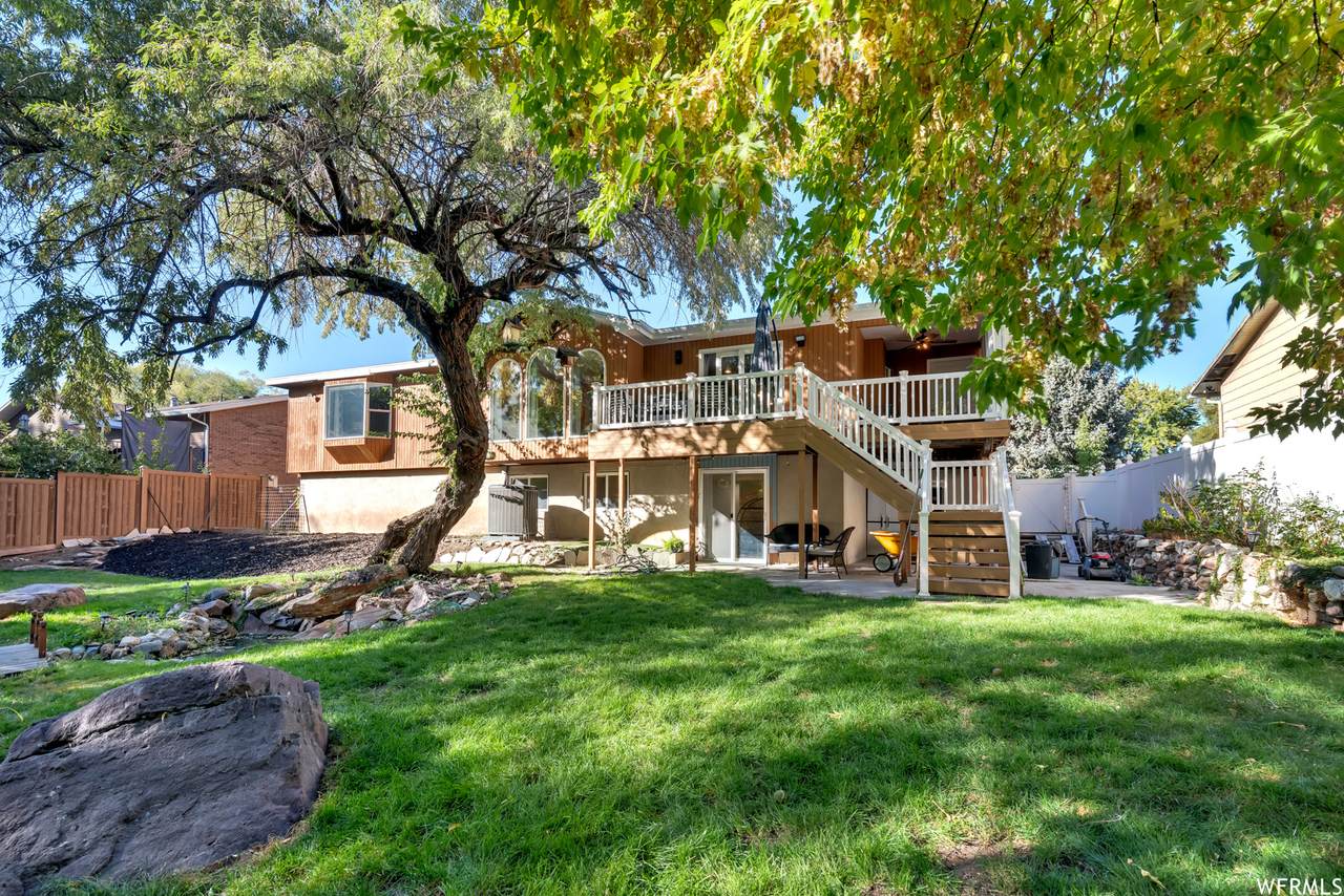 1062 Belle Meadows Way - Photo 1