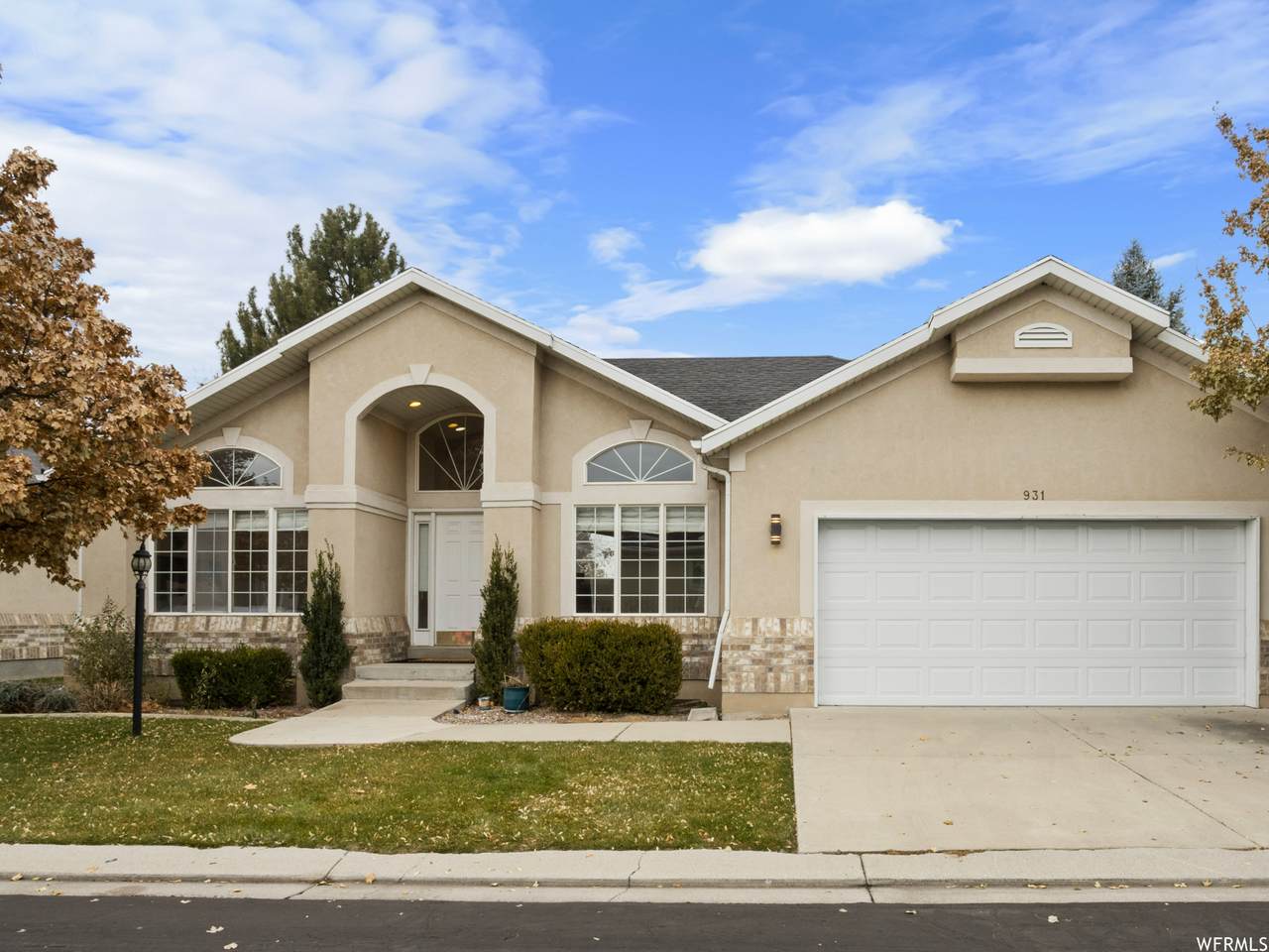 931 Lori Leigh Ln - Photo 1