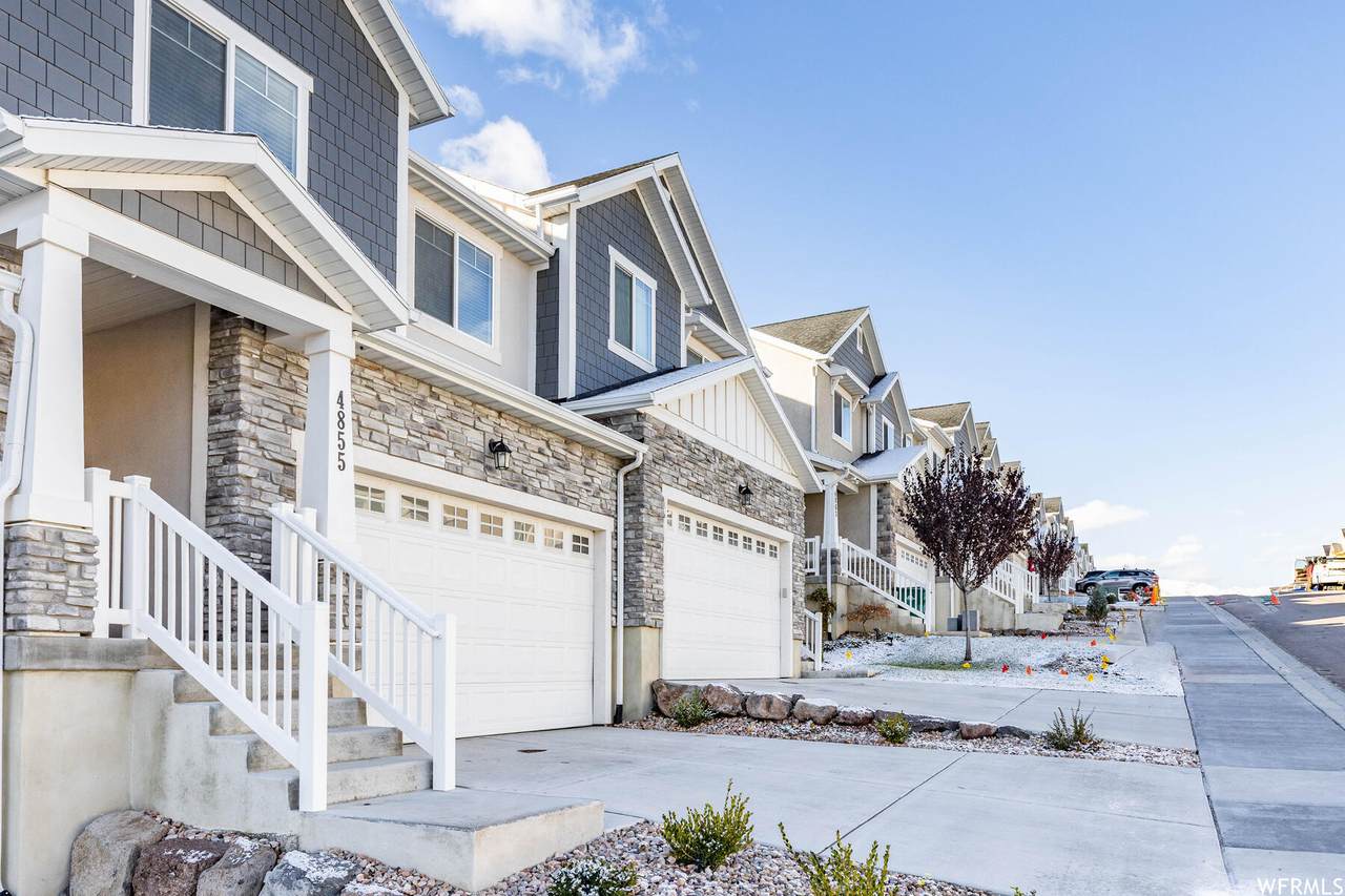 4855 Spire Way - Photo 1