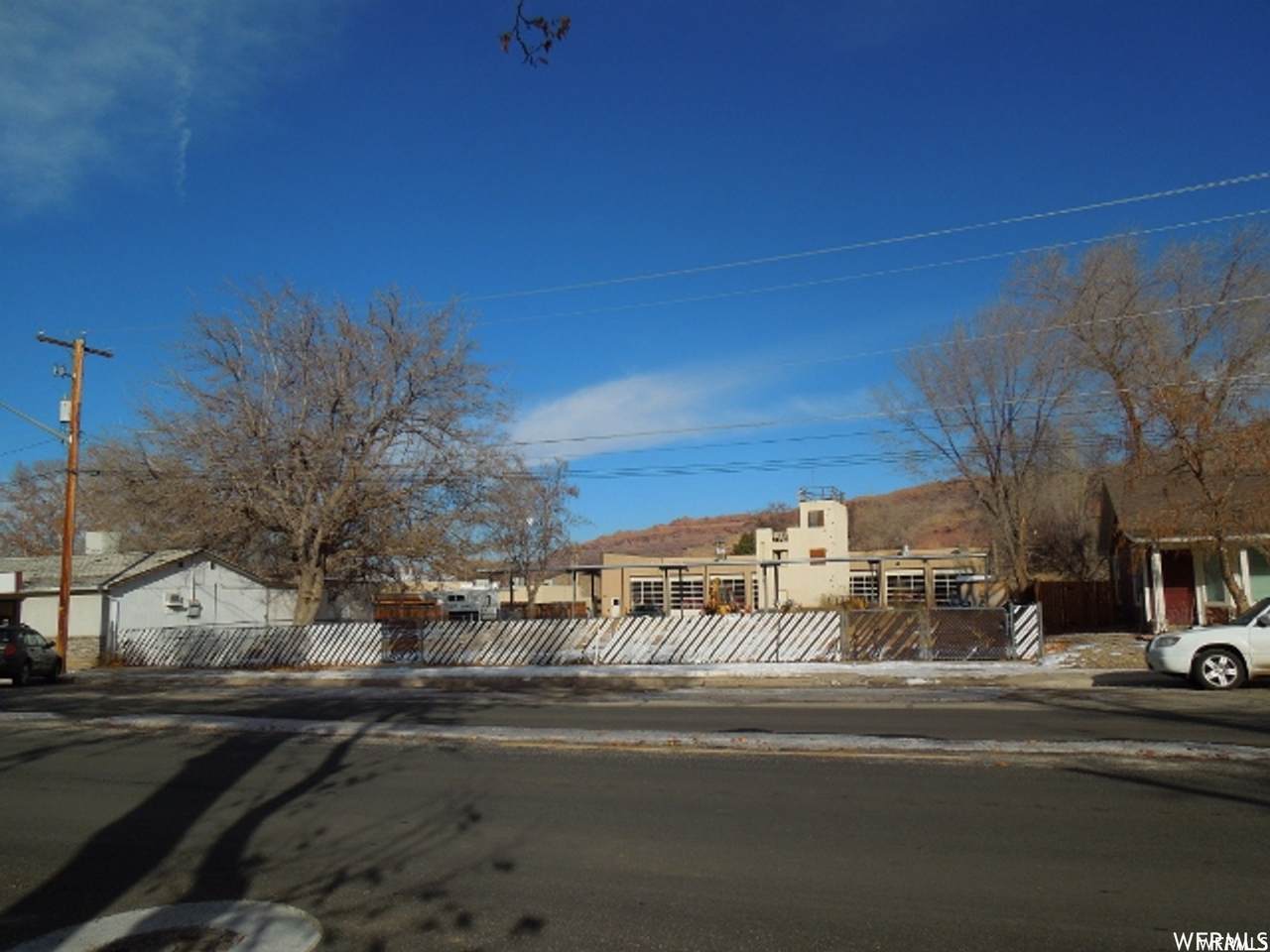 141 100 St - Photo 1