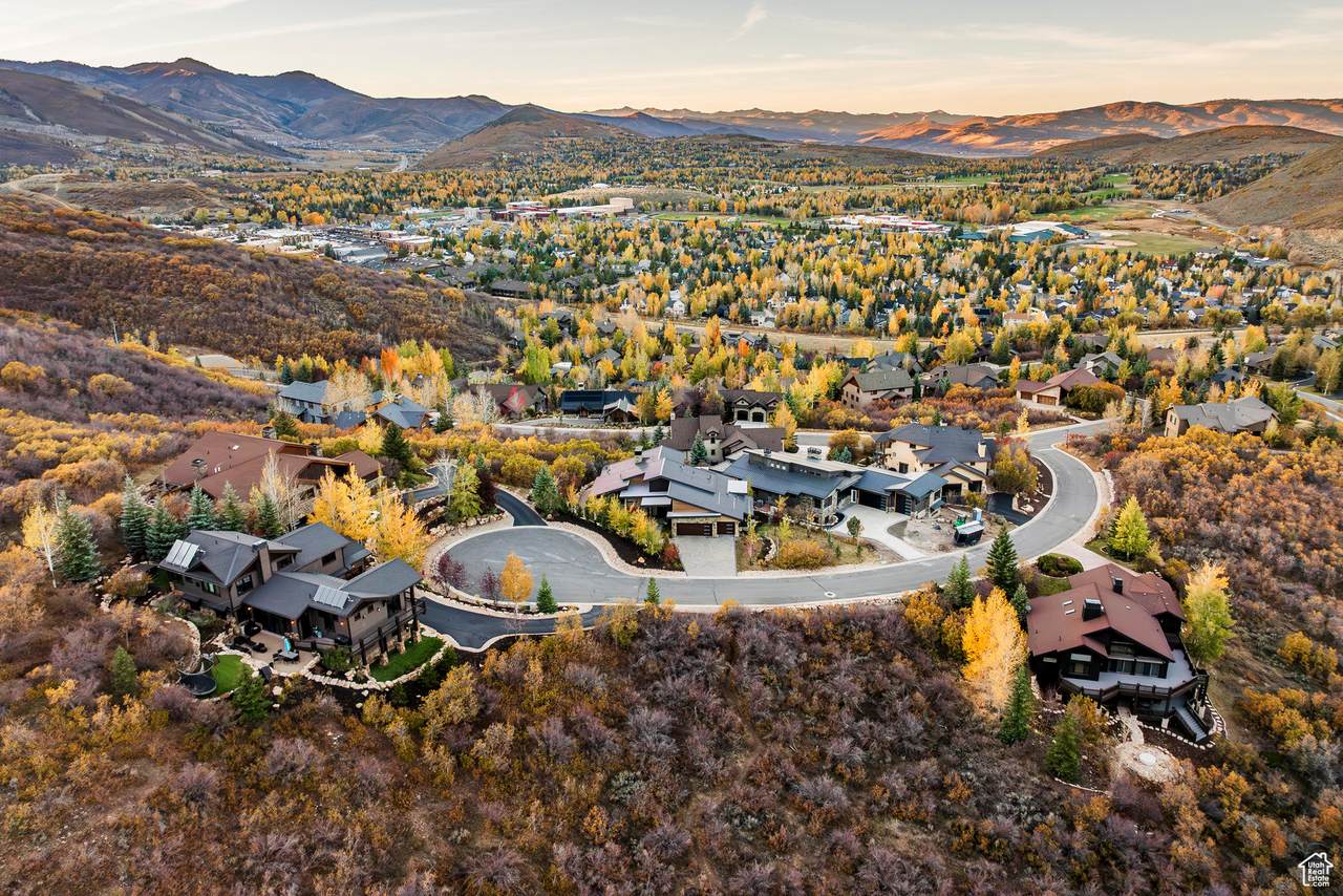 9 Victoria Cir - Photo 1