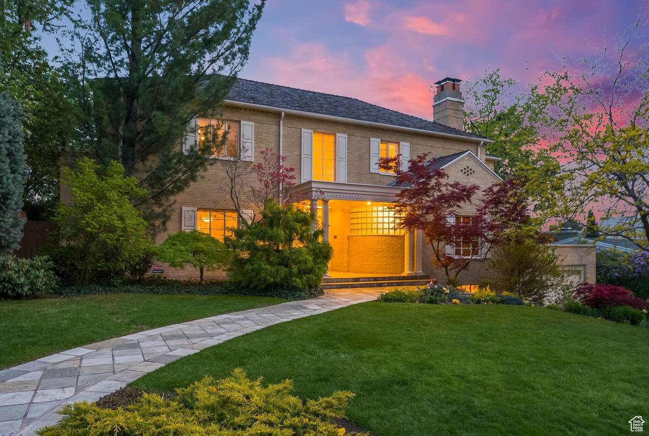 1500 Arlington Dr - Photo 1