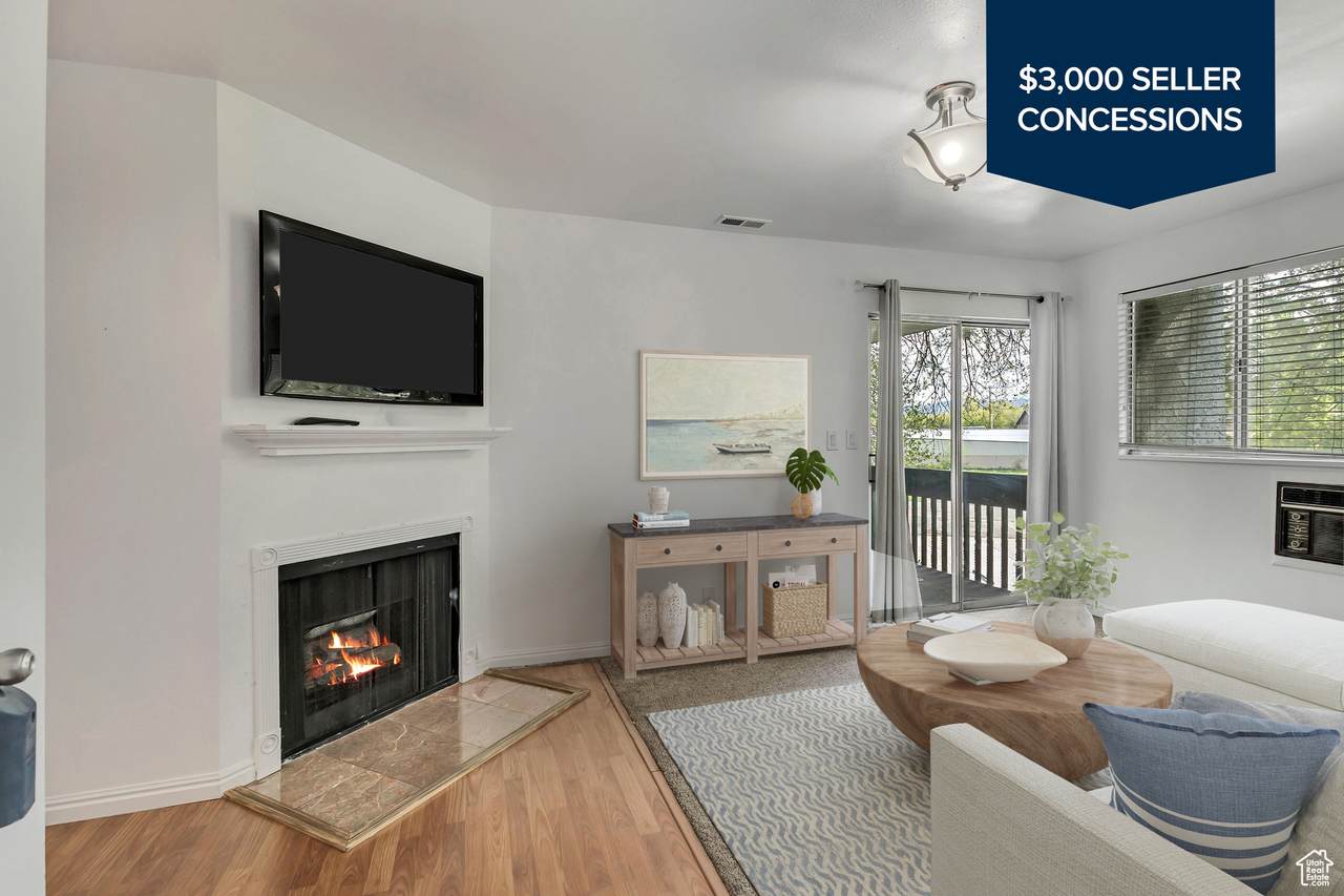 223 Hill Ave - Photo 1