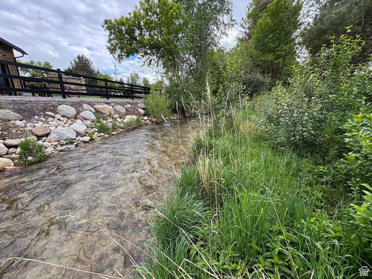 248 Deerfield Dr - Photo 1