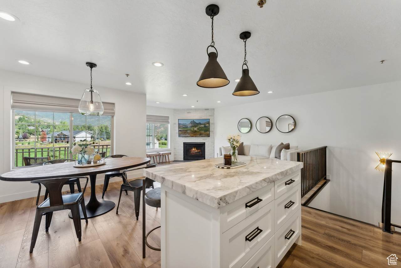 984 Uri Ln - Photo 1