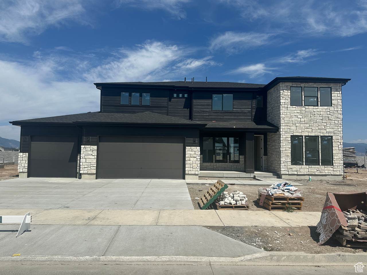3551 2410 - Photo 1