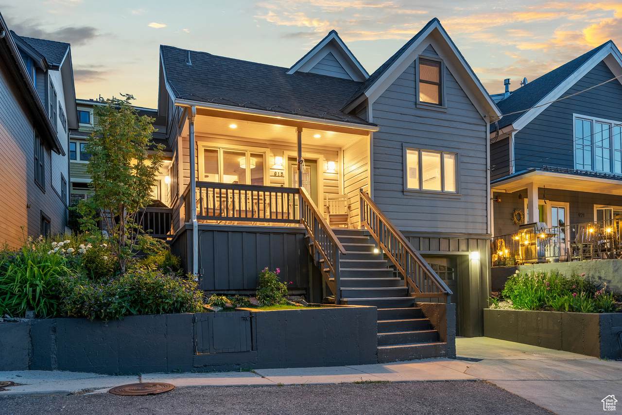 915 Norfolk Ave - Photo 1