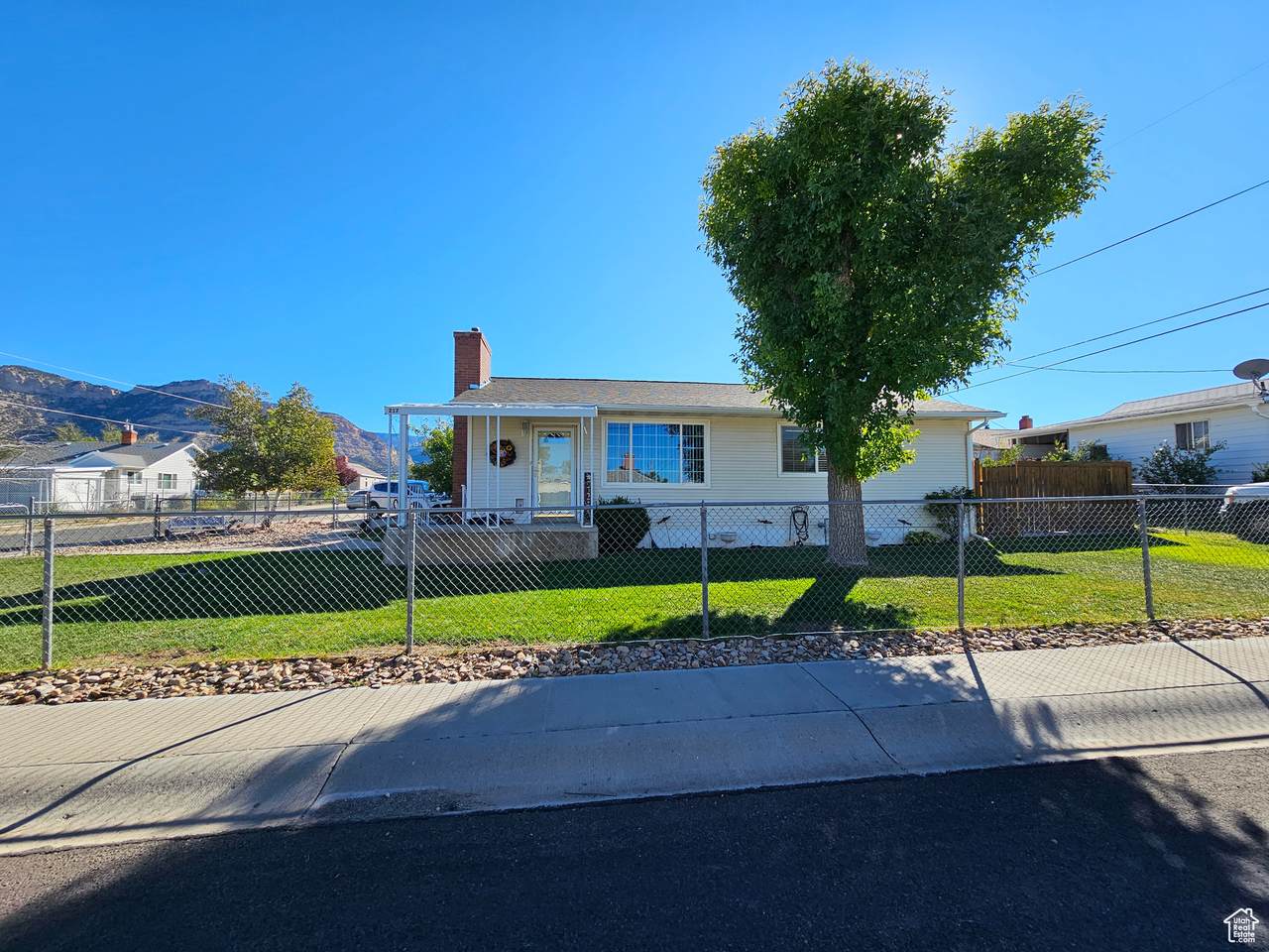 217 Wilkins - Photo 1