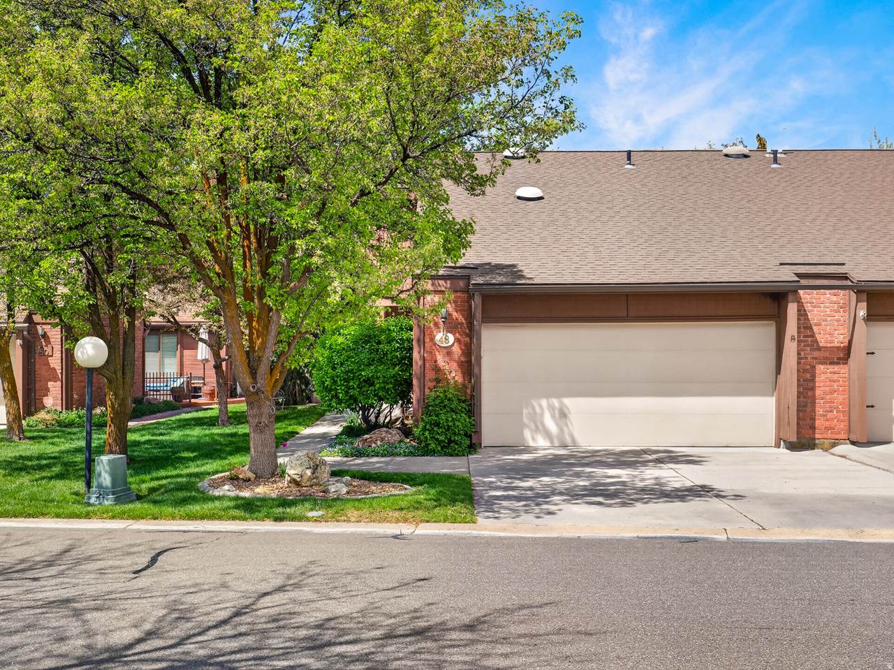48 White Barn Dr - Photo 1