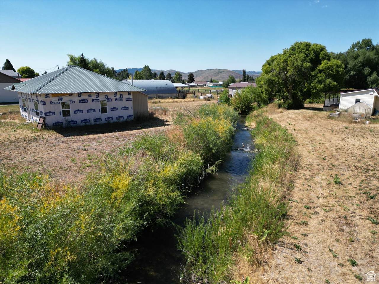 481 Main St - Photo 1