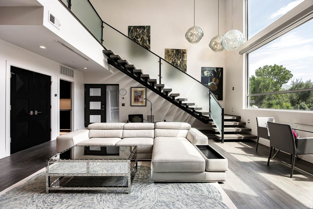 1201 Wilmington Ave - Photo 1