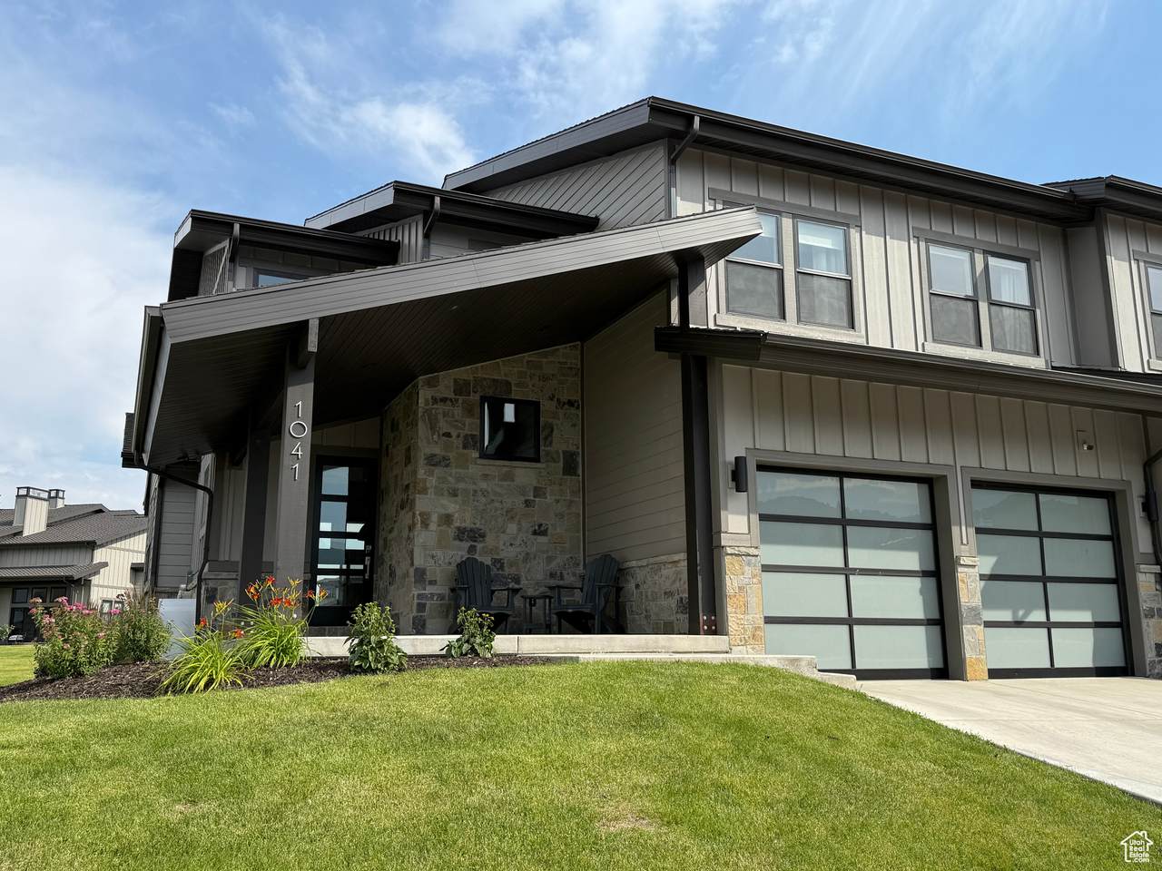 1041 Eland Cir - Photo 1