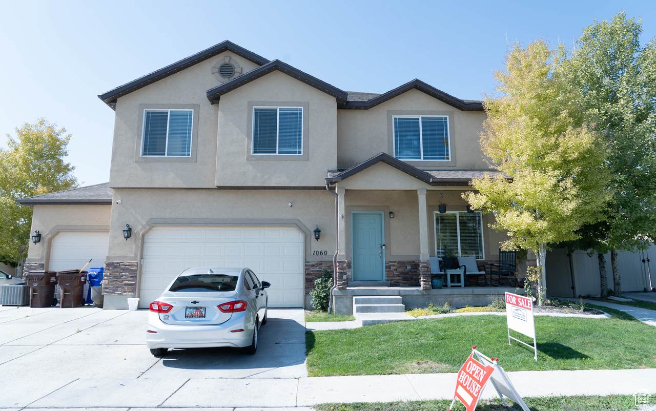 1060 Searle Ln - Photo 1