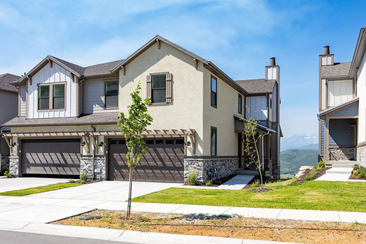 6021 Fairview Dr - Photo 1