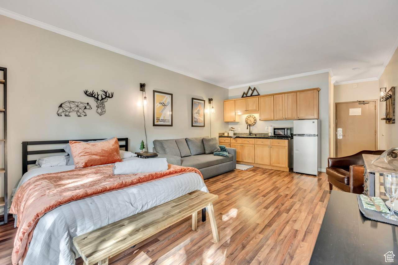 2245 Sidewinder Dr - Photo 1