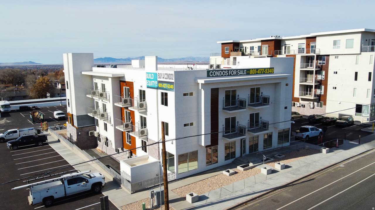 2085 Main St - Photo 1