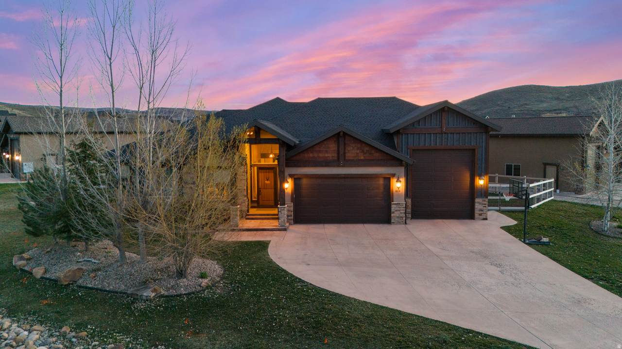 823 Summit Haven Cir - Photo 1