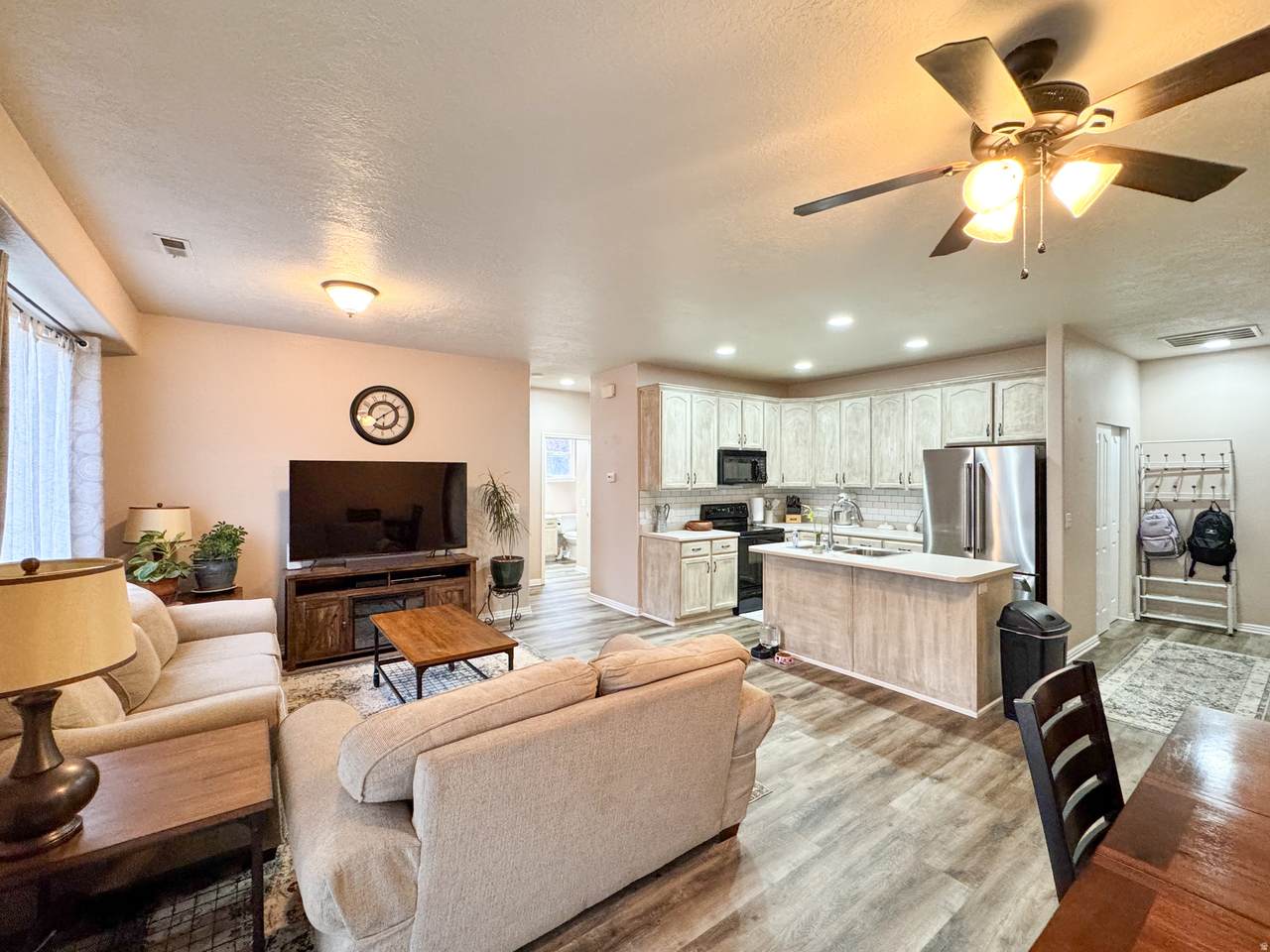 6920 Ashby Way - Photo 1