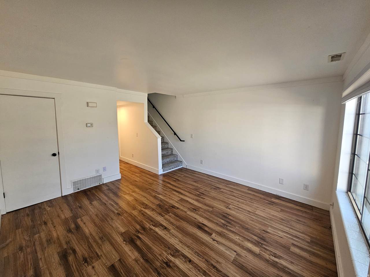 1280 Forbes Pkwy - Photo 1