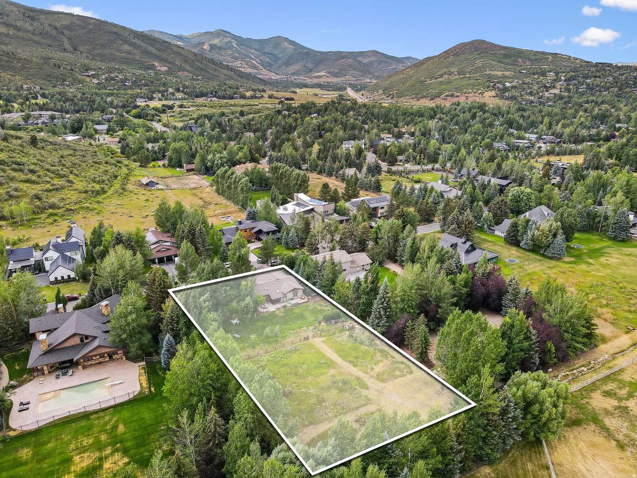 2350 Lucky John Dr - Photo 1