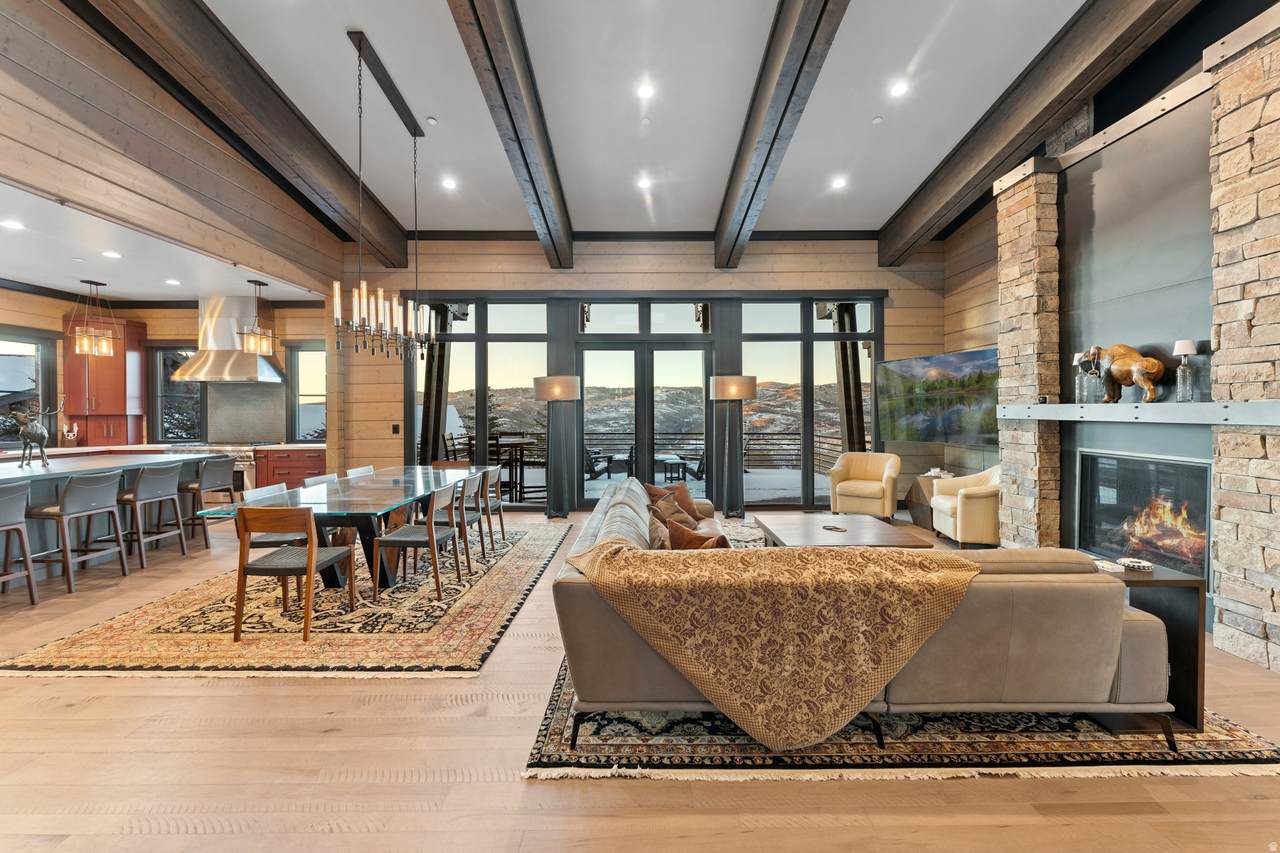 9583 Hidden Hill Loop - Photo 1